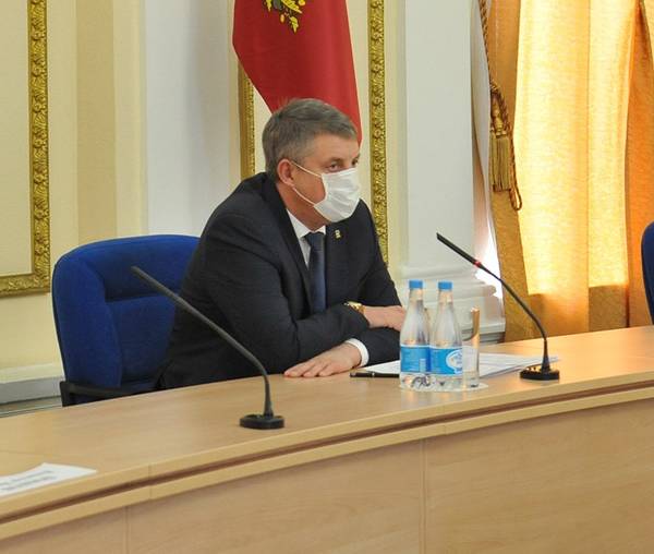 Глава Брянщины потребовал снизить арендную плату вдвое для брянских предпринимателей