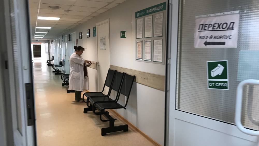 Стала известна причина заражения женщины коронавирусом в брянской больнице