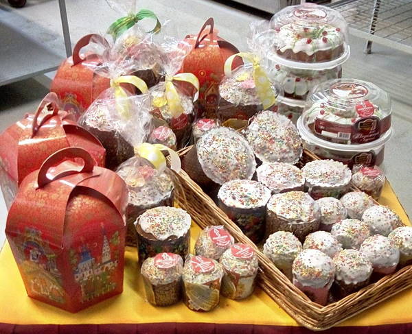 Опубликован список брянских предприятий, где освятят пасхальные куличи