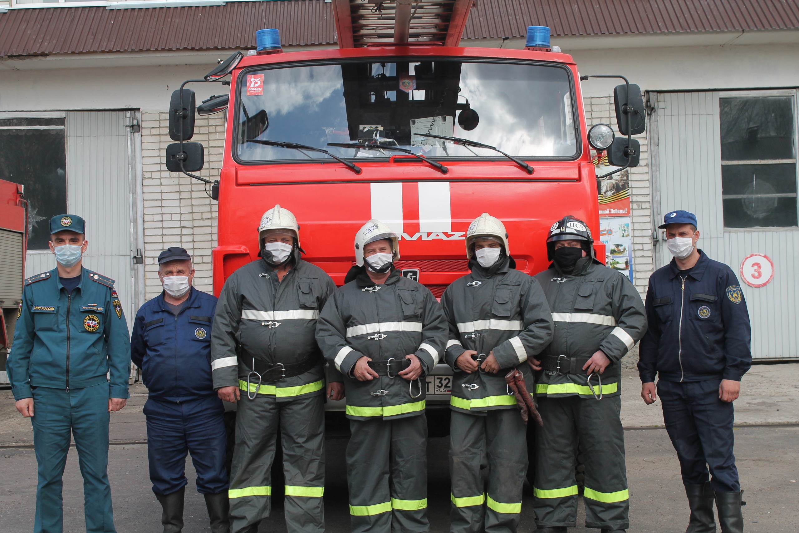 Им покоряется пламя