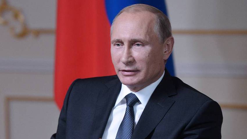 Президент призвал работодателей сохранить рабочие места и доходы граждан