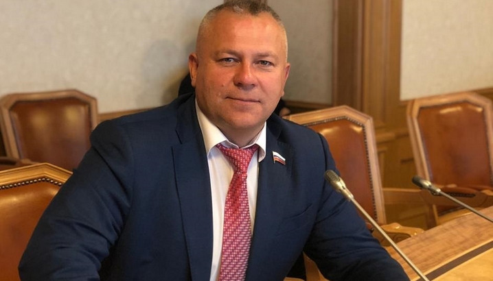 Брянский депутат Госдумы Валентин Суббот обошел Пайкина в рейтинге депутатов Госдумы