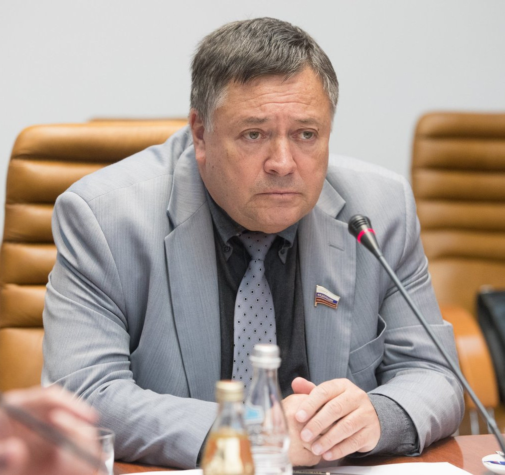 Сергей Калашников заявил, что Брянщина — лидер по числу обеспечения аппаратами ИВЛ