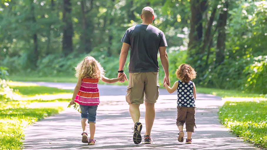 На Брянщине каждый год  сокращается число детей-сирот