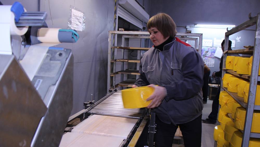 Магазины и предприятия Брянска из-за угрозы распространения коронавируса перешли на интернет-торговлю