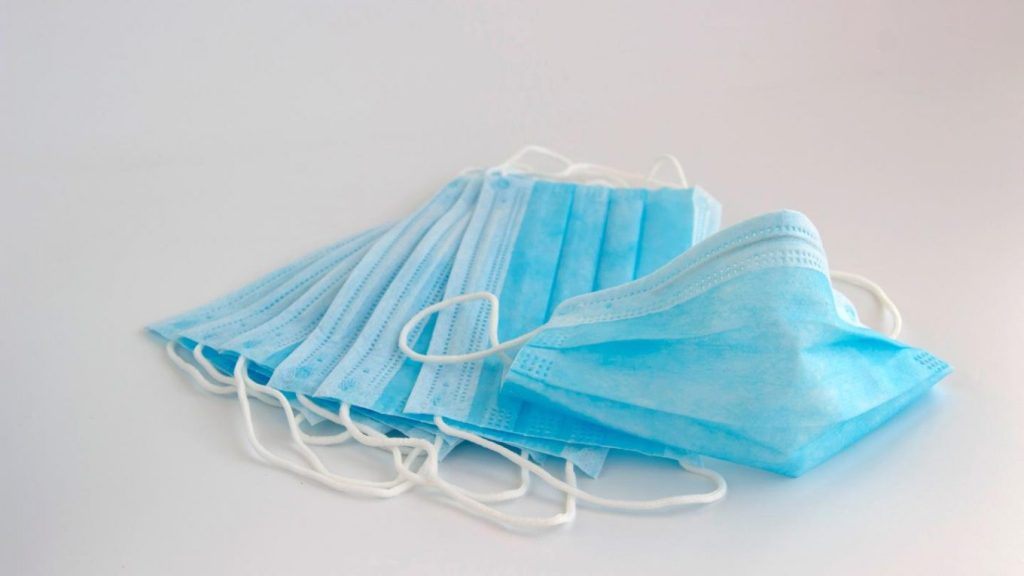 Брянцам напомнили, как не стать источником заражения коронавирусом