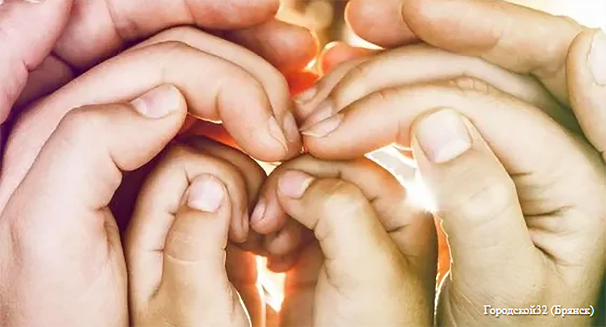 В Брянске ищут семью двухлетнему малышу