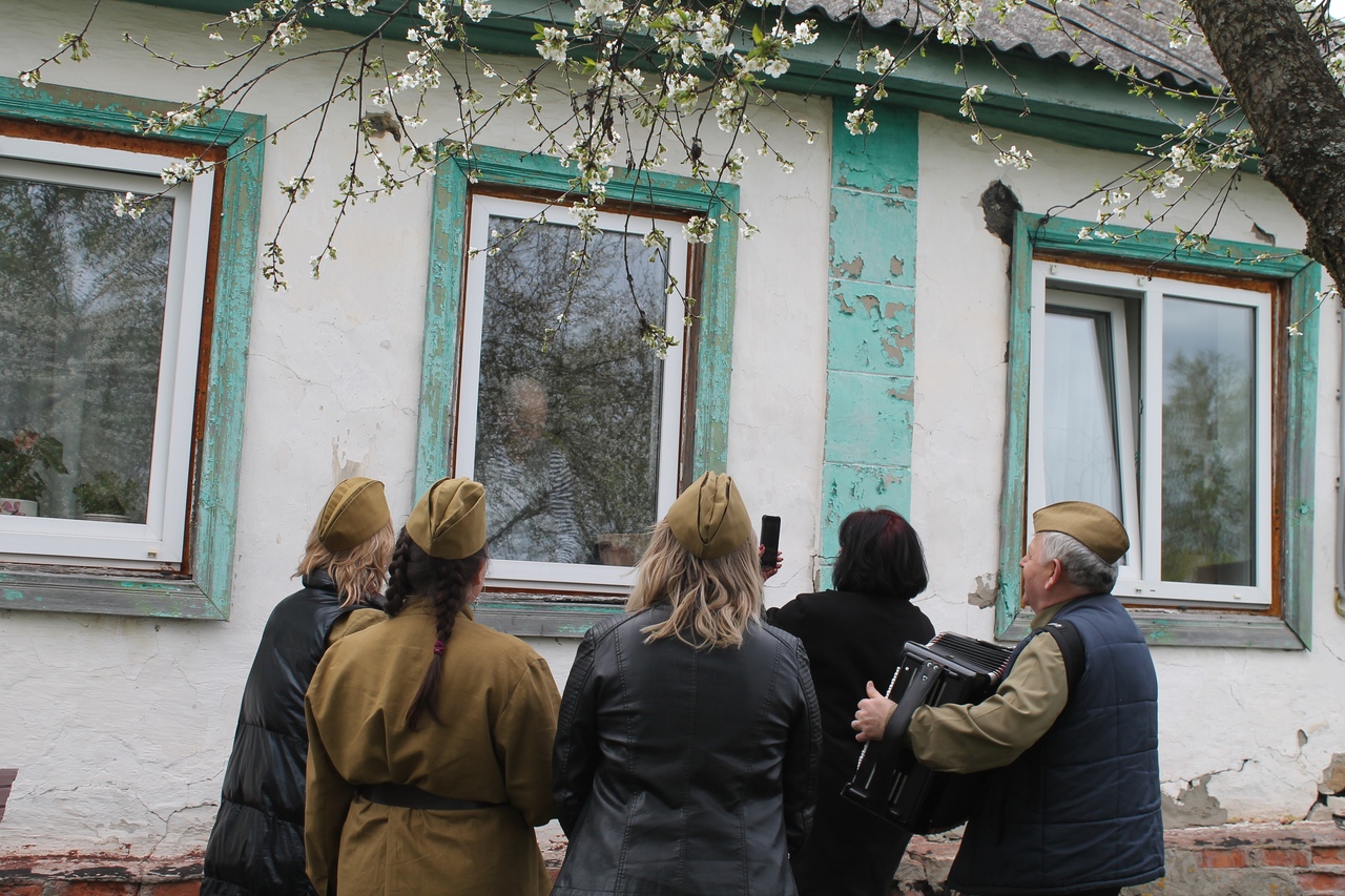 В Карачеве поздравляют ветеранов