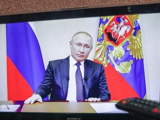 Владимир Путин объявил о новых мерах поддержки семей с детьми