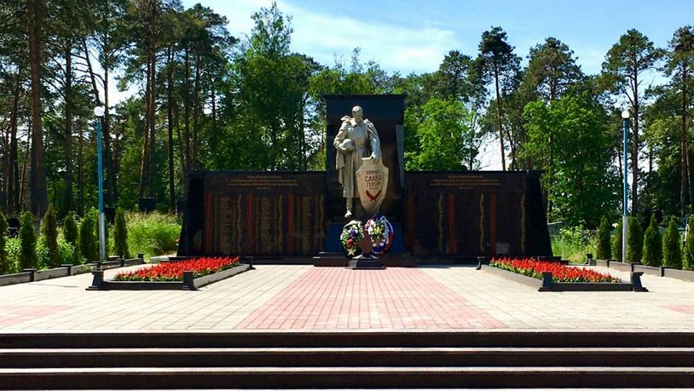 В Суражском районе реконструировали памятник 300 советским воинам