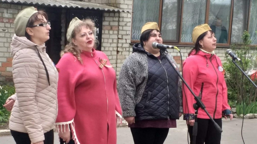 В День России в брянских дворах пройдут мини-концерты