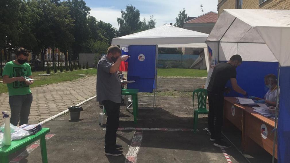 Жители Брянщины активно голосуют в четвертый день голосования