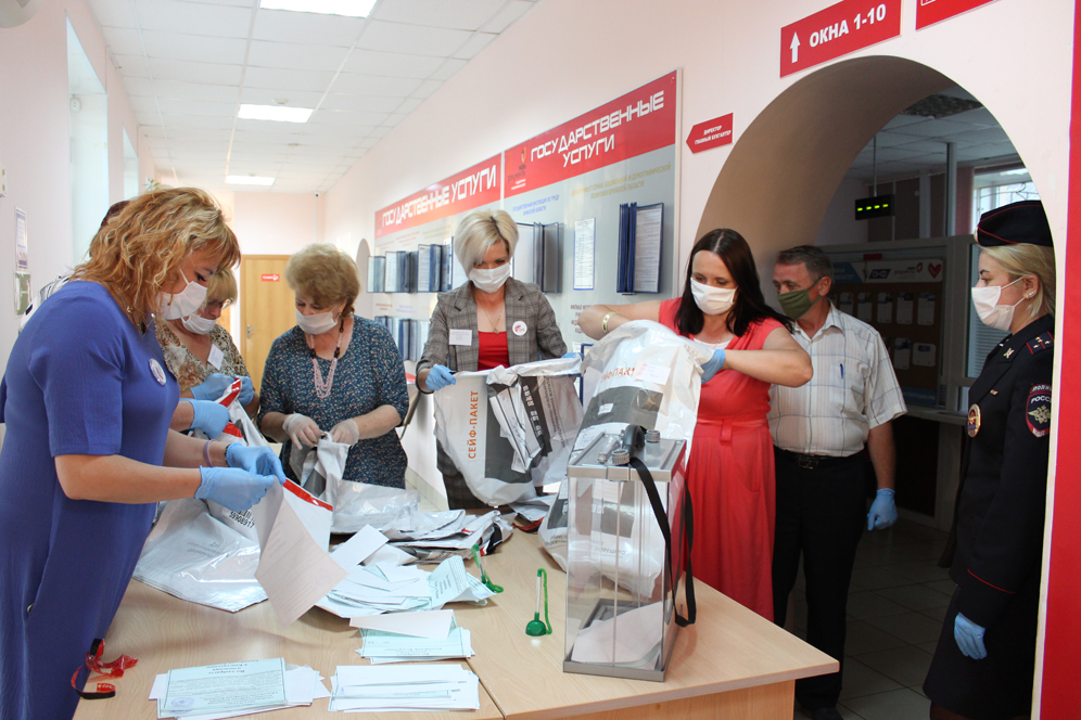 В Карачевском районе закрылись все участки для голосования