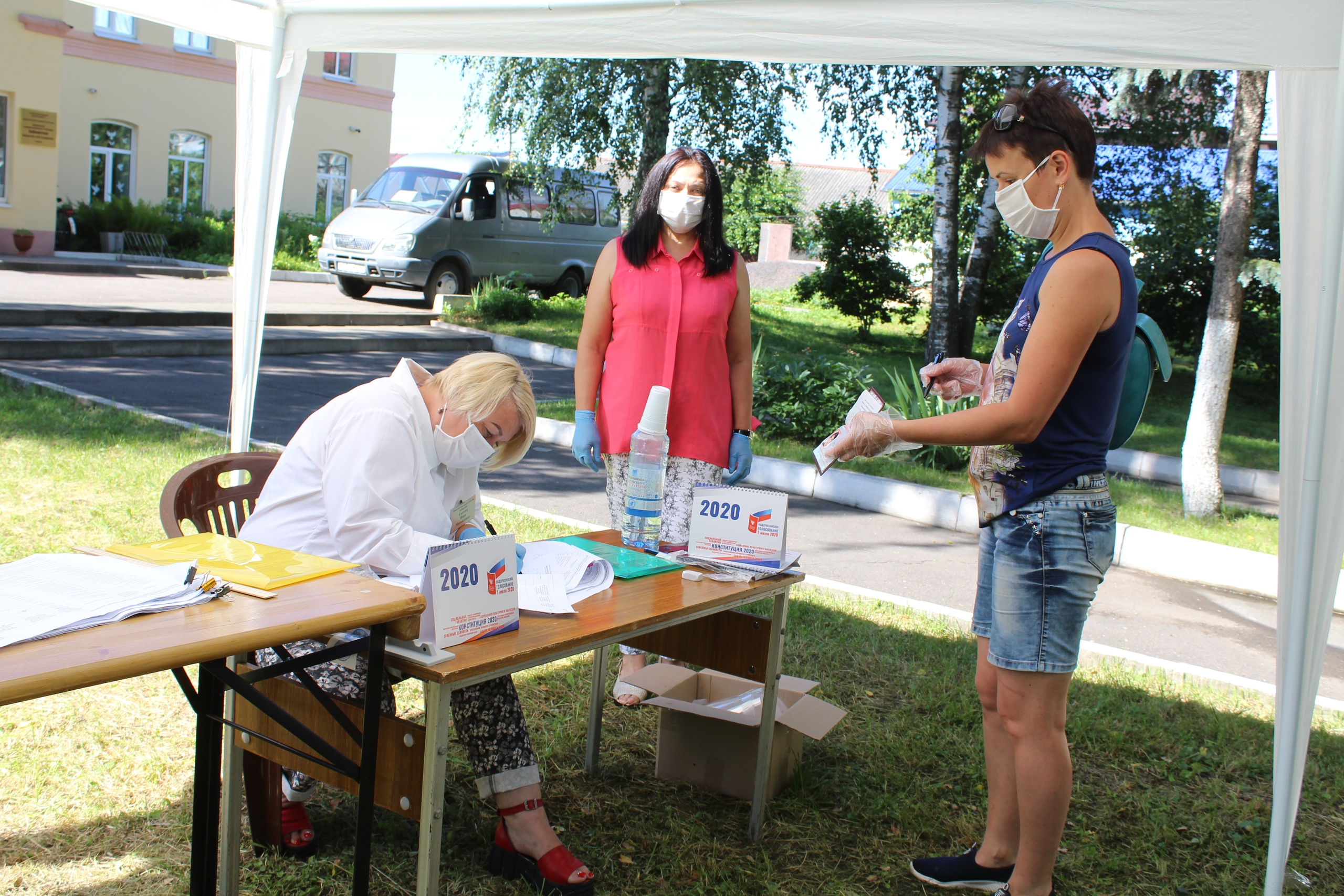 На участках для голосования Карачевского района дежурят наблюдатели