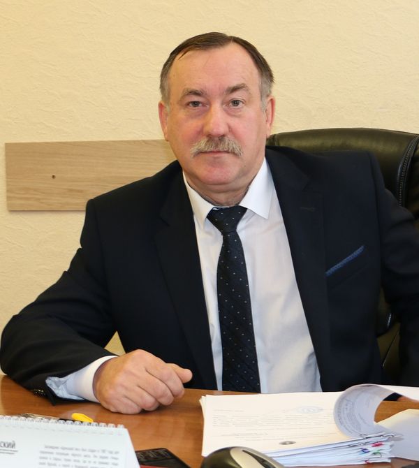 Курденко представил тройку претендентов в губернаторские сенаторы