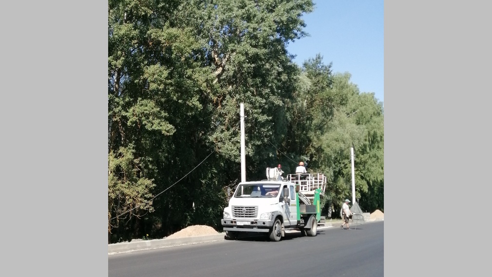 В селах Новозыбкова идет замена уличного освещения