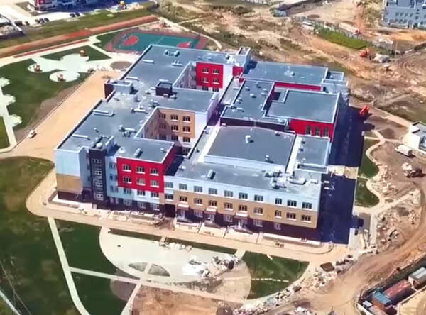 Строительство школы на старом аэропорту в Брянске завершилось