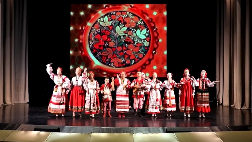 Воспитанники брянского губернаторского дворца поучаствовали в V фестивале «Наследники традиций»