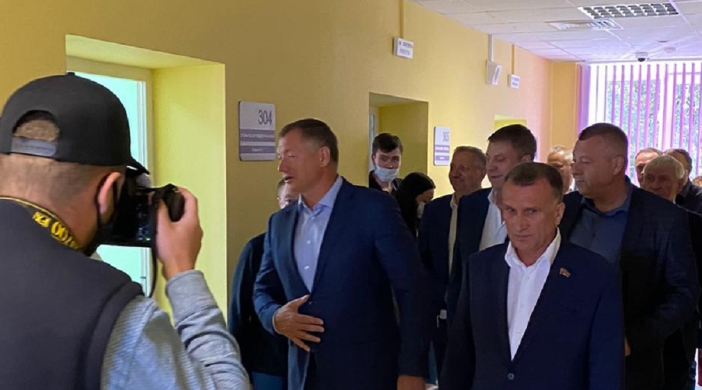 Марат Хуснуллин оценил качество новой поликлиники в Стародубе