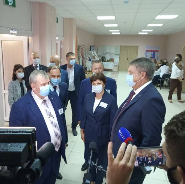 Глава Брянщины проинспектировал строительство Погребского ДК Брасовского района