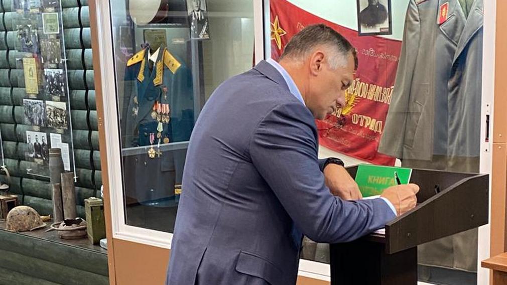 Вице-премьер Хуснуллин поблагодарил брянцев за отличную память о партизанском движении