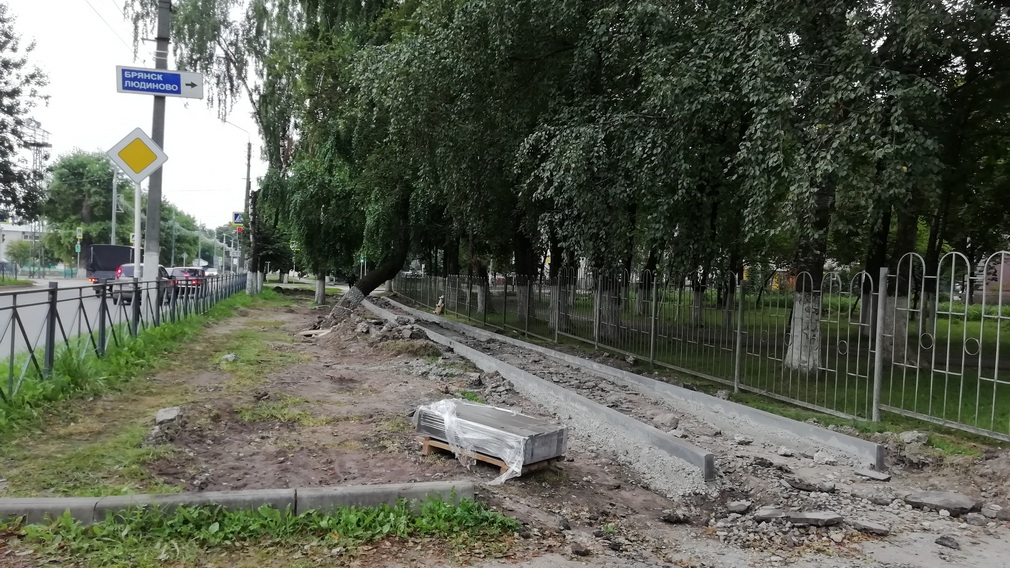 В этом году Дятьковском районе приведут в порядок 4 общественные и 13 дворовых территорий