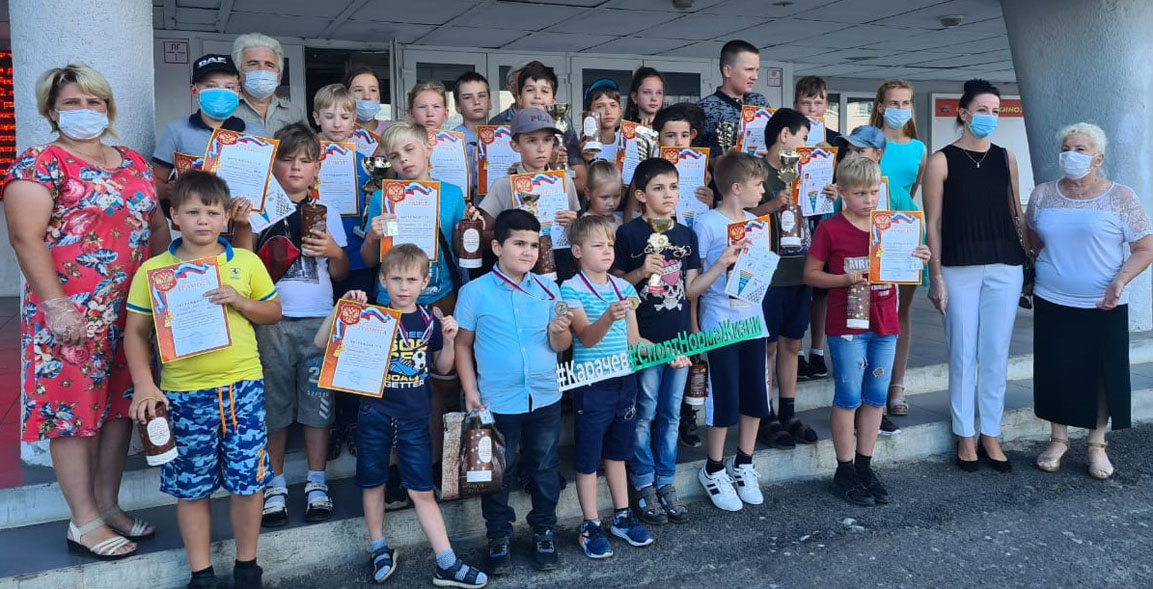 В Карачеве прошел шахматный турнир