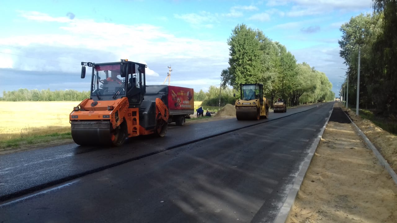 Капитально ремонтируют автодорогу к брянскому Новозыбкову