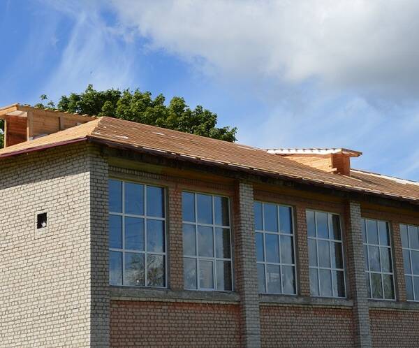 В гордеевской школе  Брянской области  ведется ремонт кровли