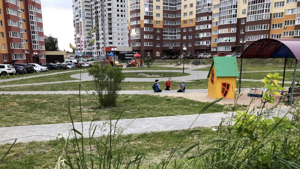 В Брянске в будущем году благоустроят 10 дворовых территорий