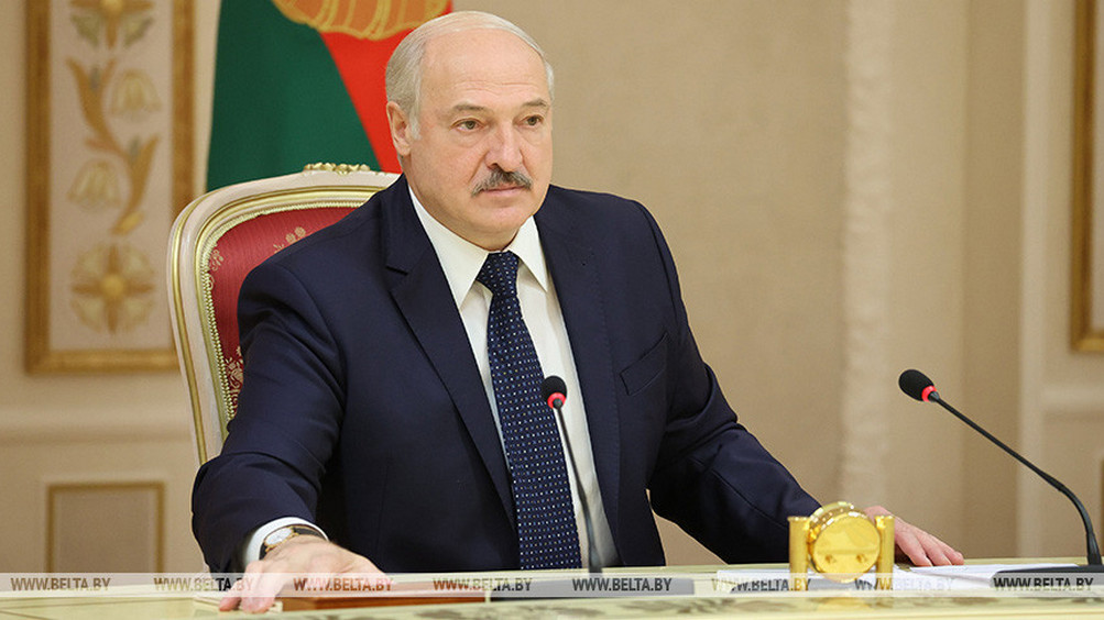 Александр Лукашенко поздравил Александра Богомаза с победой на губернаторских выборах