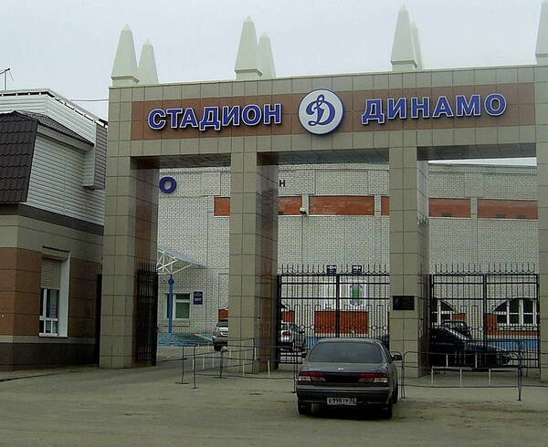 На футбольный матч брянского «Динамо» пустят только 3000 болельщиков