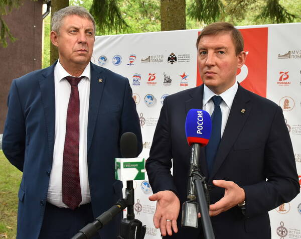 Андрей Турчак поделился своими впечатлениями о чистоте и ухоженности Брянска с журналистами