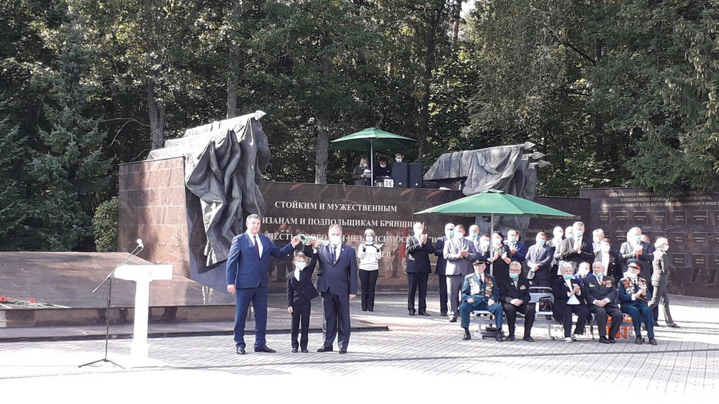 Под Брянском открыли обновленный музей Партизанской славы