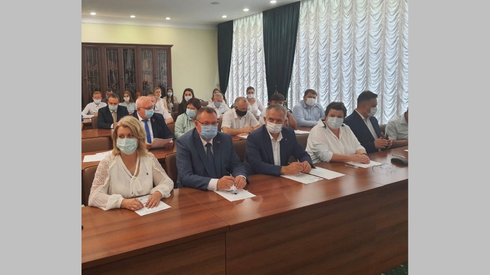 В Брянском госуниверситете написали «Диктант Победы» представители региональной власти