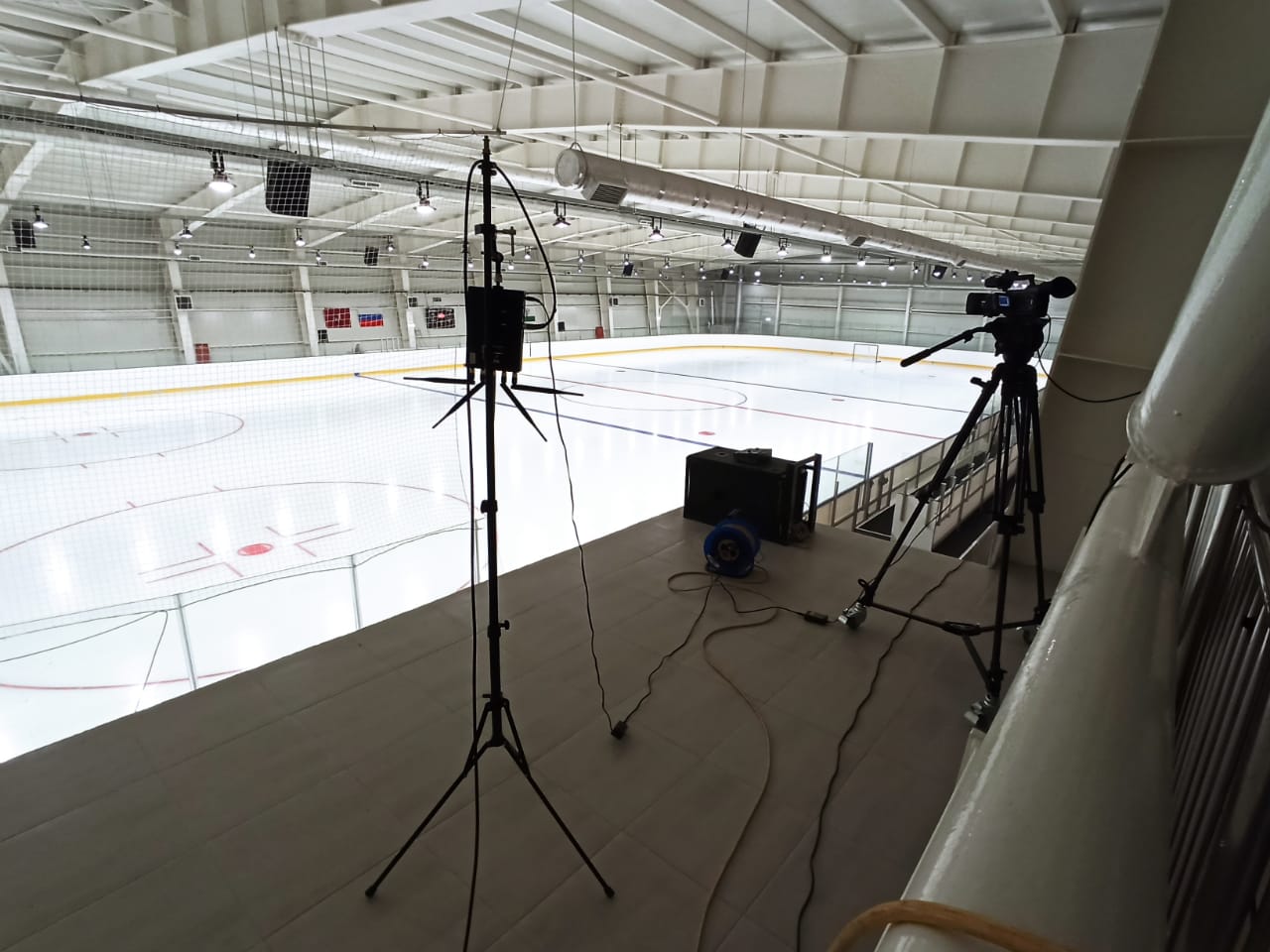 Телеканал «Брянская Губерния» готовится к прямой трансляции с открытия Ледового дворца в Стародубе. 