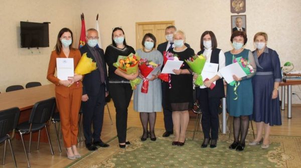 Работники дошкольного образования награждены благодарственными письмами Валентины Мироновой