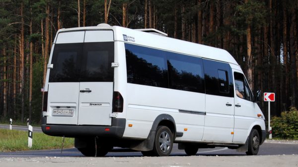 Брянского перевозчика обязали работать в соответствии с графиком