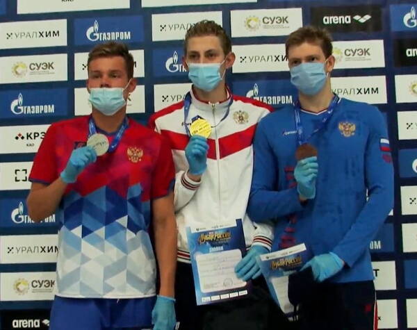 Брянский пловец Илья Бородин завоевал золото и серебро на Кубке России