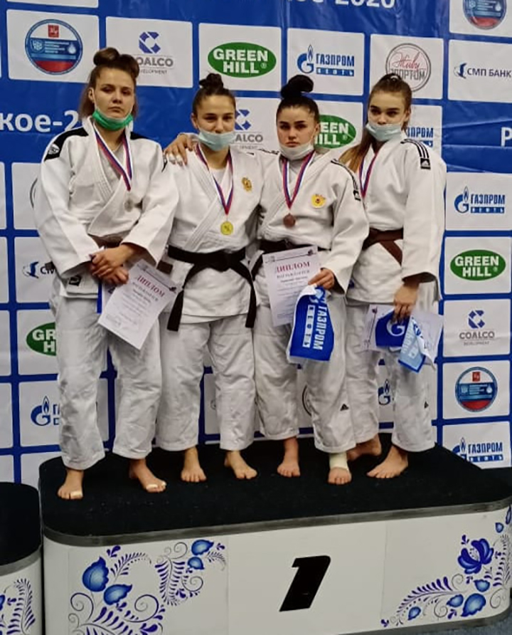 Брянские дзюдоисты завоевали «золото», «серебро» и «бронзу» на Первенстве ЦФО в Раменском