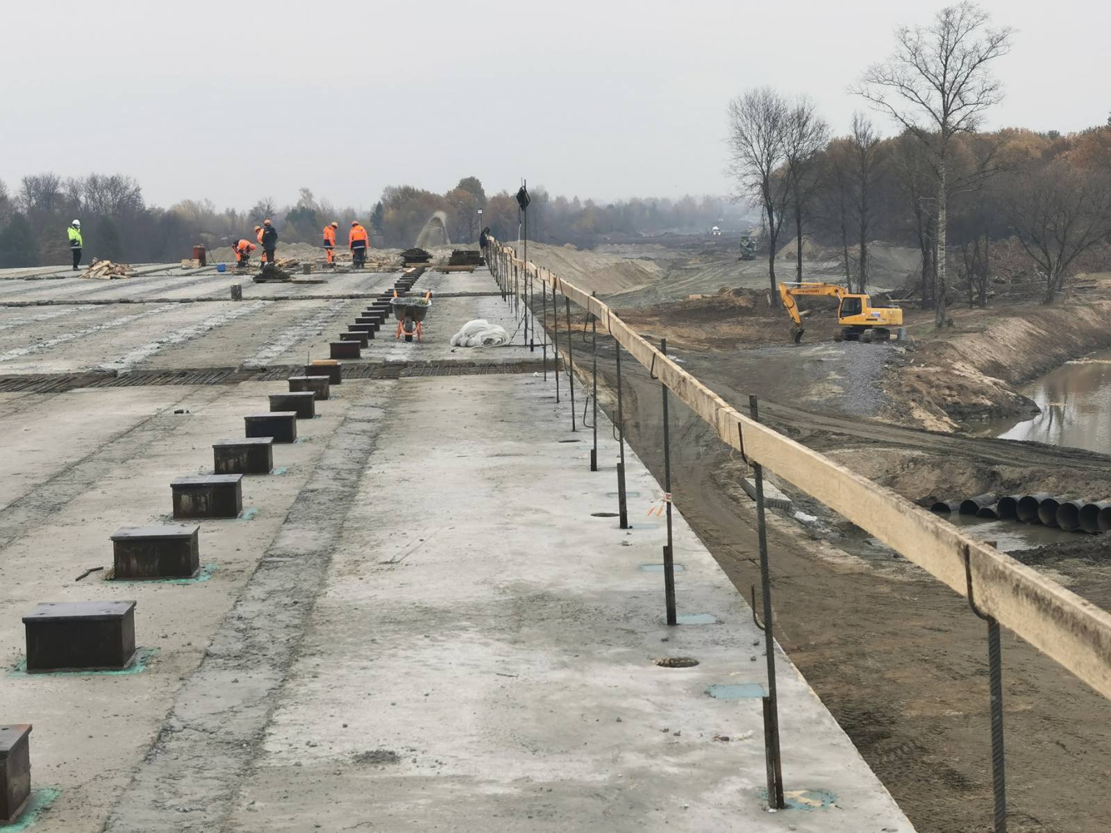 Строительство дороги-дамбы Брянск l — Брянск ll идет с опережением графика