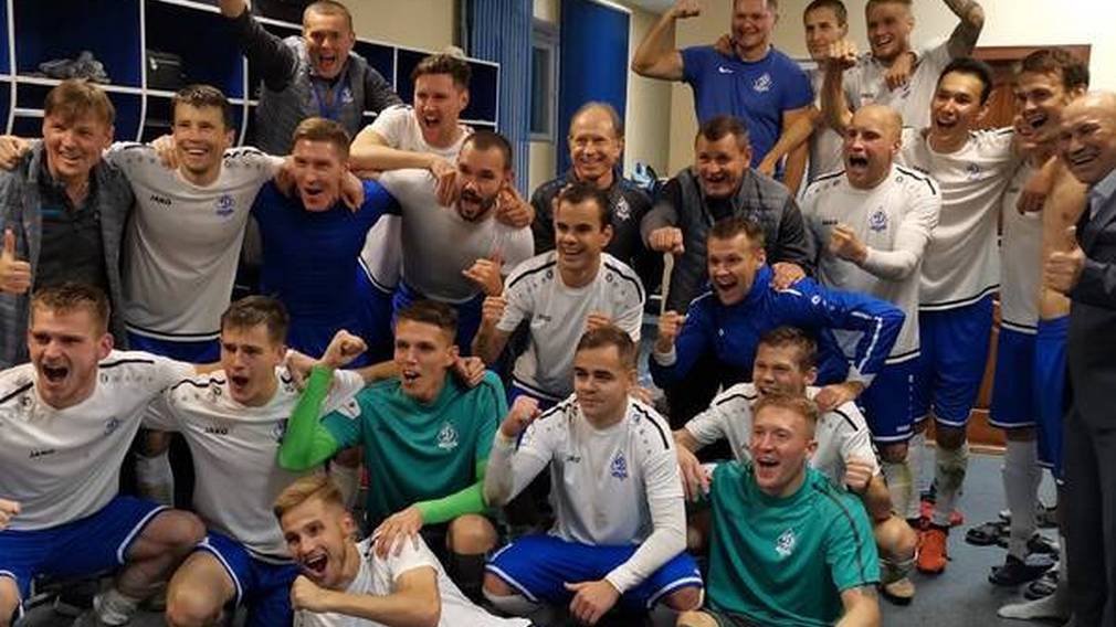 Обыграли «Шинник»  со счетом 2:0 футболисты брянского «Динамо»