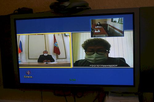 В общественных местах маски обязательны