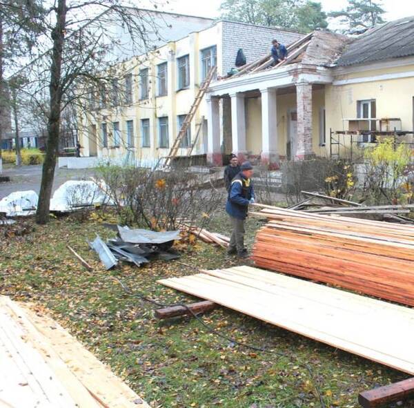 В брянской Унече ремонтируют отделение для больных COVID-19 и установят КТ-аппарат