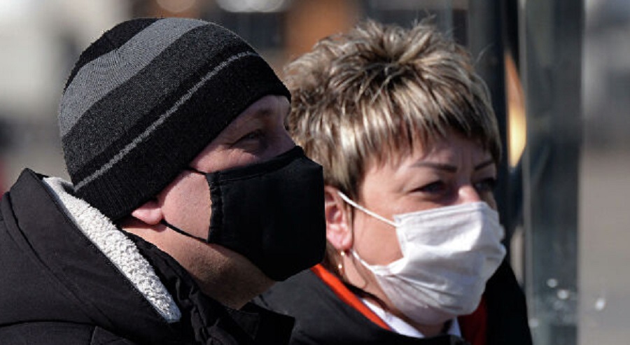 Жители Брянщины поддержали обязательное ношение масок в общественных местах