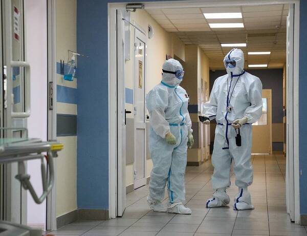 Брянские журналисты сняли репортаж про медиков, работающих в «красной зоне»