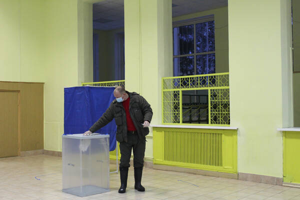 Выборы в  брянской  Жуковке проходят спокойно