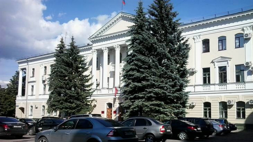 Сегодня на заседании Брянской областной Думы депутаты рассмотрят 27 вопросов