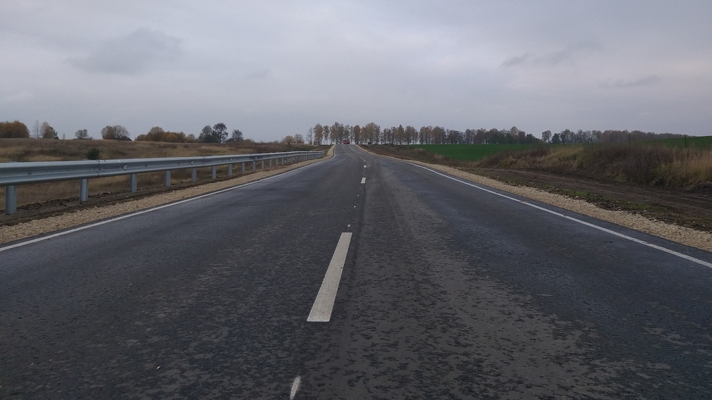 В Брянской области продолжается реконструкция сельских автодорог