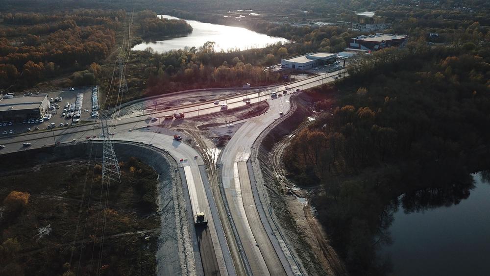 Развязка для  новой  дороги к торговому центру  Metro готова под асфальтирование